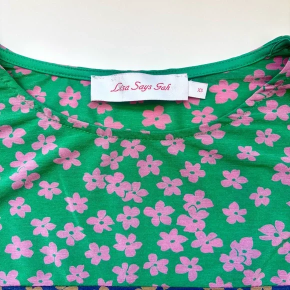 Lisa Says Gah for UO Angie Floral Colorblock Tee, Green Pink and Blue, Size XS - Picture 7 of 15